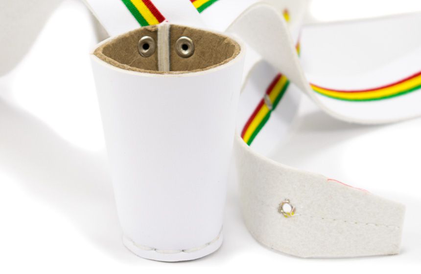 Porta mastil para estandarte o bandera vaso CARTON GRANDE Blanco